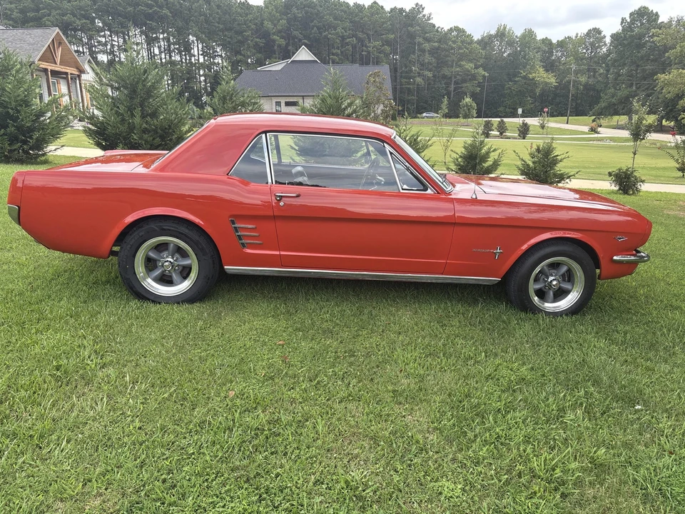 1966 Ford Mustang 1st Gen (1964.5-1966) - Image 10 of 31