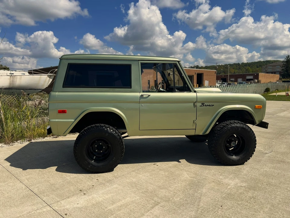 1974 Ford Bronco 1st Gen - Image 18 of 31
