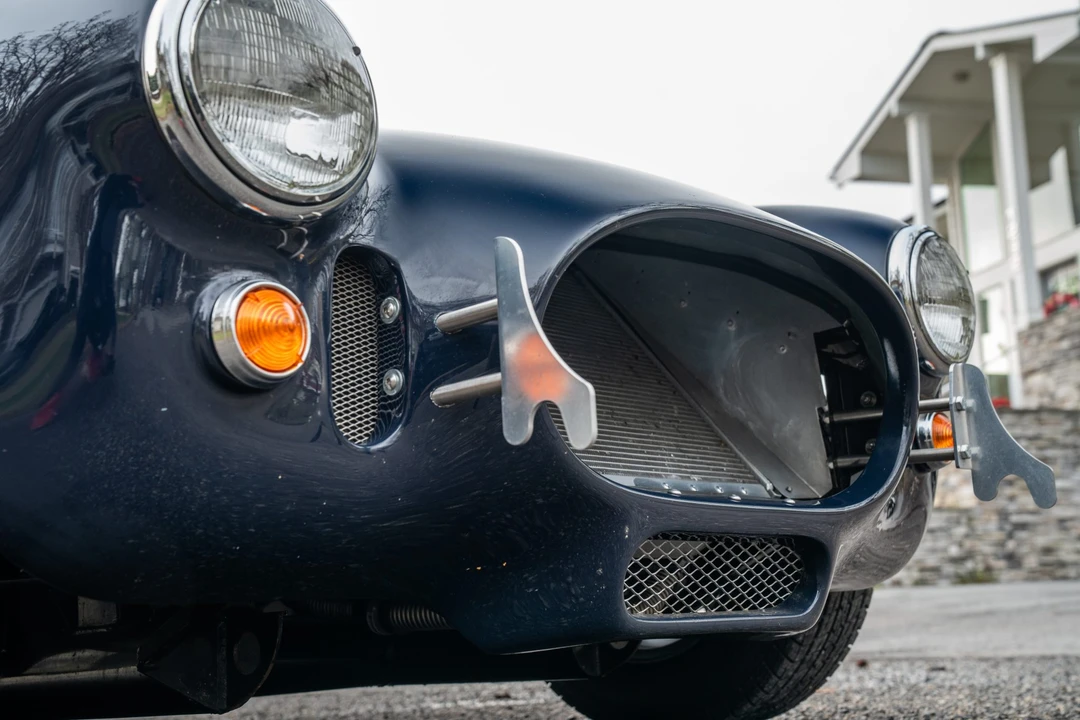 Shelby Cobra Replica - Image 13 of 31