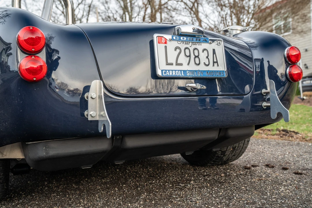 Shelby Cobra Replica - Image 22 of 31
