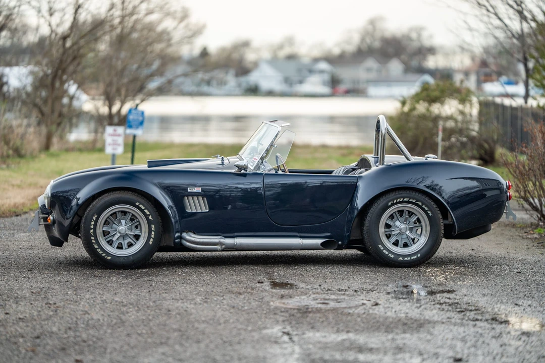 Shelby Cobra Replica - Image 8 of 31