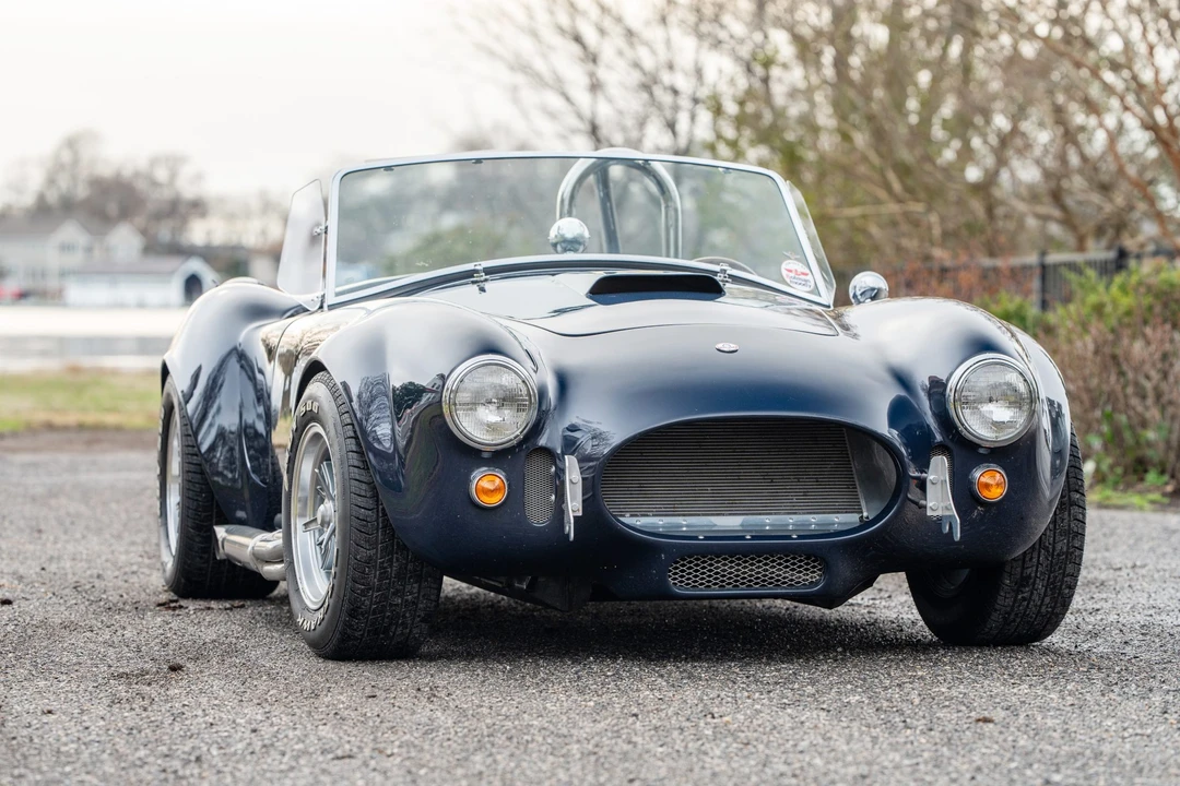 Shelby Cobra Replica - Image 4 of 31