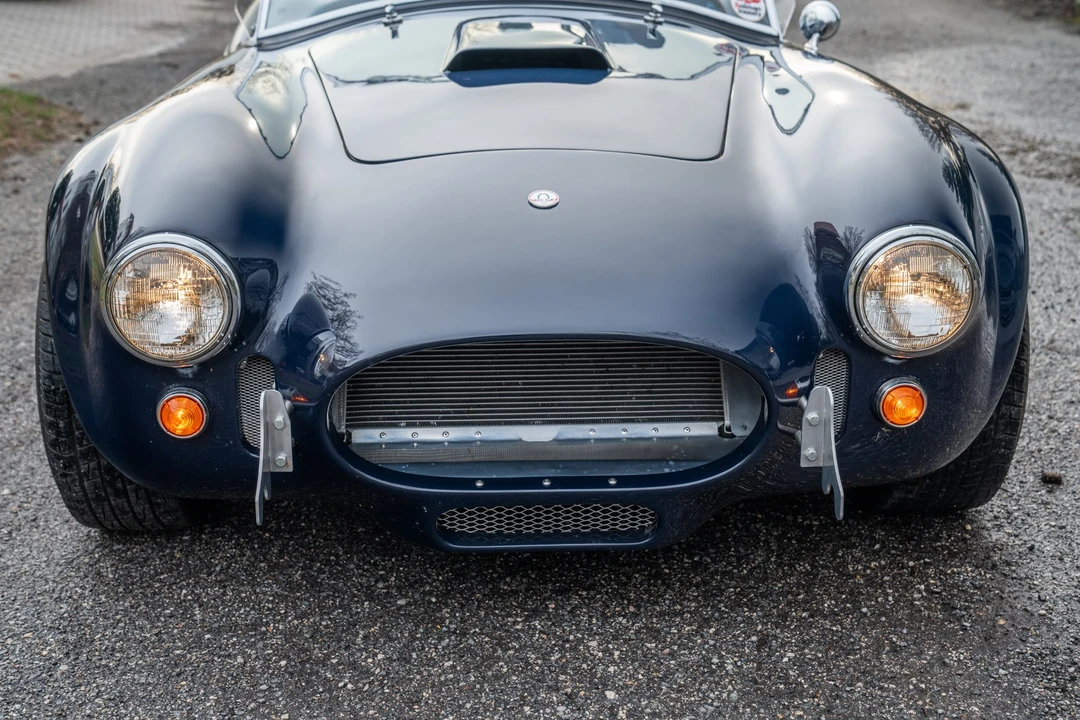 Shelby Cobra Replica - Image 11 of 31