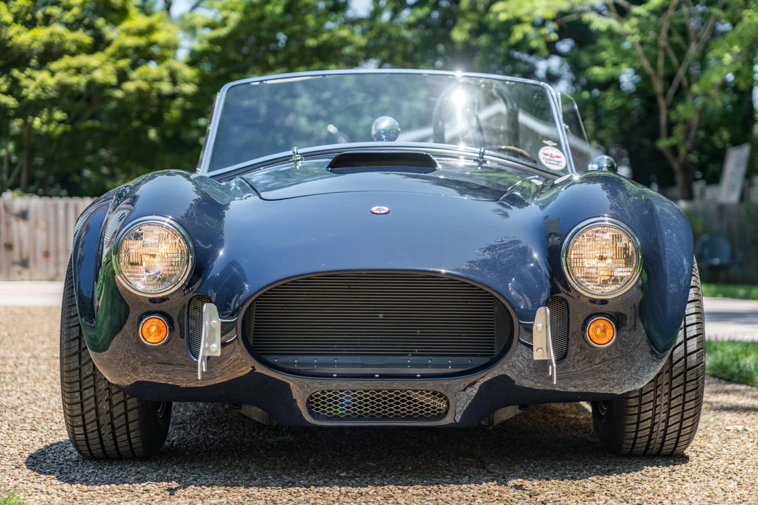 Shelby Cobra Replica - Image 10 of 31