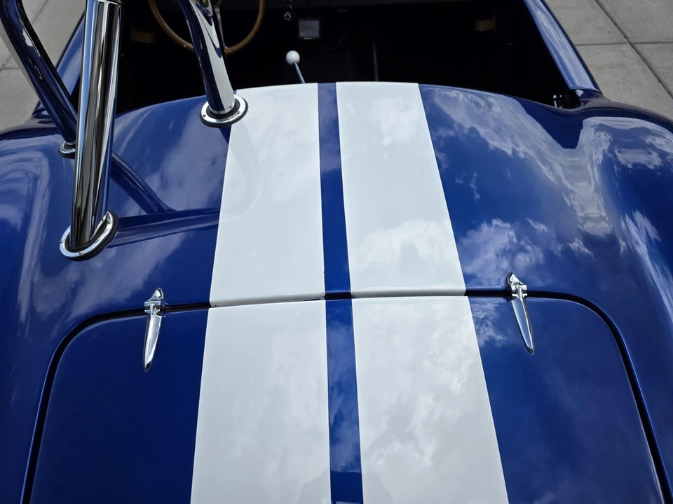 Shelby Cobra Replica - Image 28 of 31