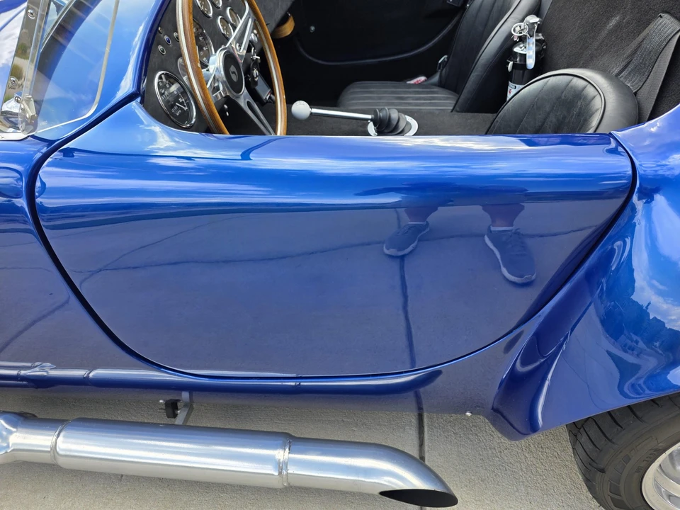 Shelby Cobra Replica - Image 15 of 31