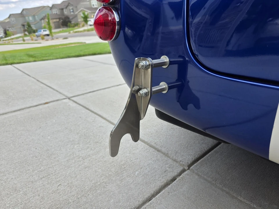 Shelby Cobra Replica - Image 10 of 31
