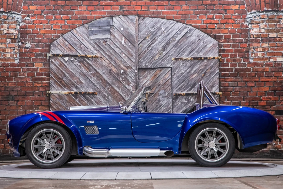 Factory Five Roadster - Image 3 of 31