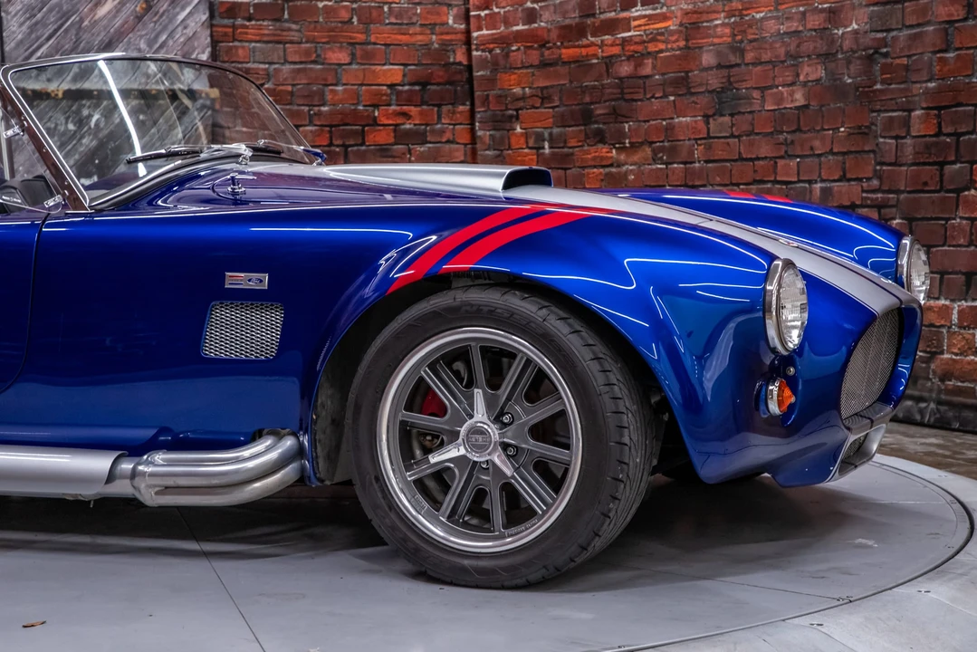 Factory Five Roadster - Image 13 of 31