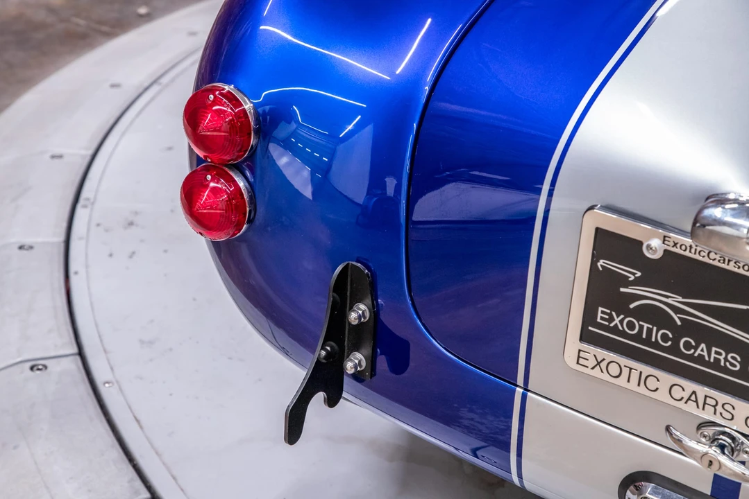 Factory Five Roadster - Image 17 of 31
