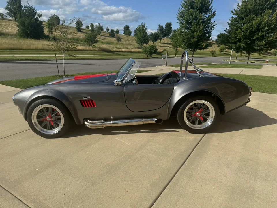 Shelby Cobra Replica - Image 11 of 31