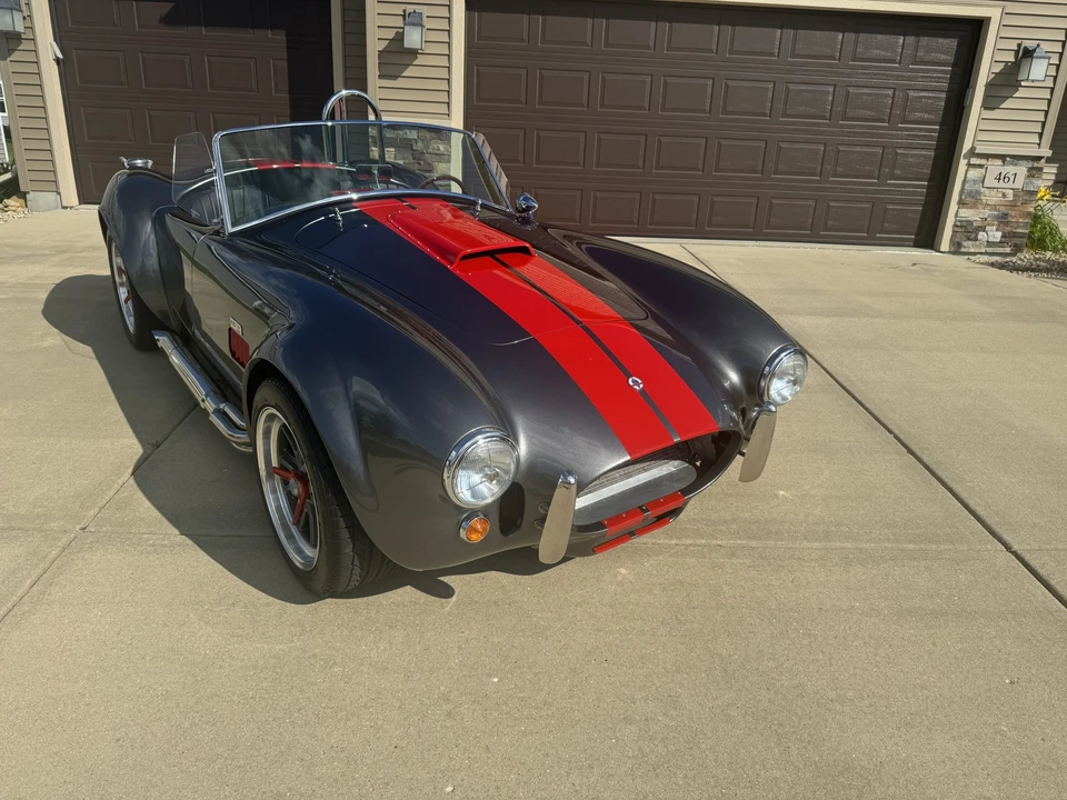 Shelby Cobra Replica - Image 4 of 31