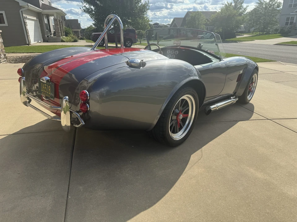 Shelby Cobra Replica - Image 14 of 31