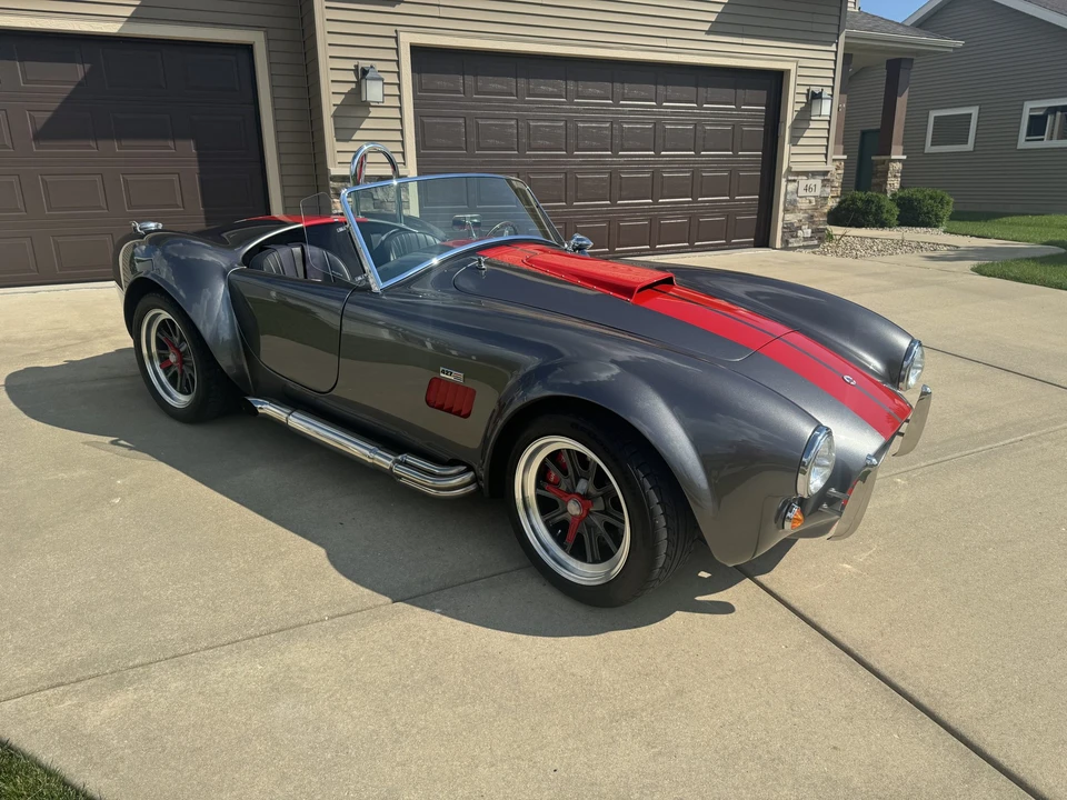 Shelby Cobra Replica - Image 3 of 31