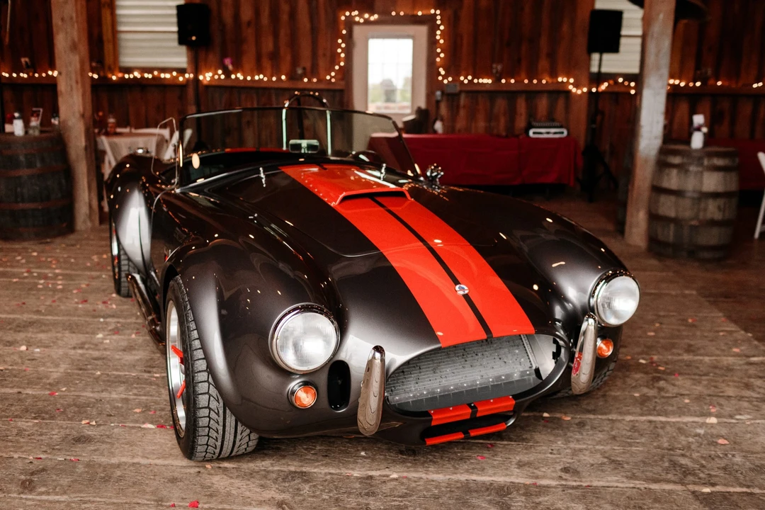 Shelby Cobra Replica - Image 17 of 31