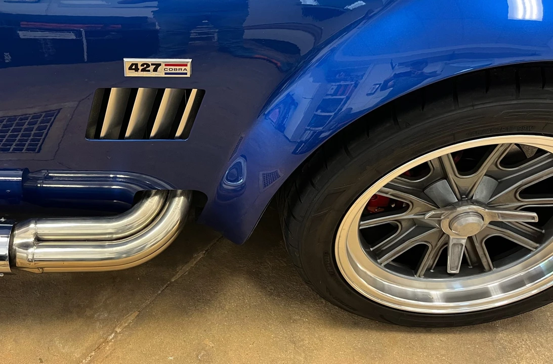 Shelby Cobra Replica - Image 24 of 31