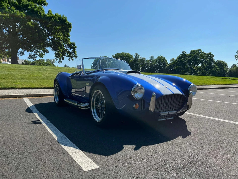 Shelby Cobra Replica - Image 7 of 31