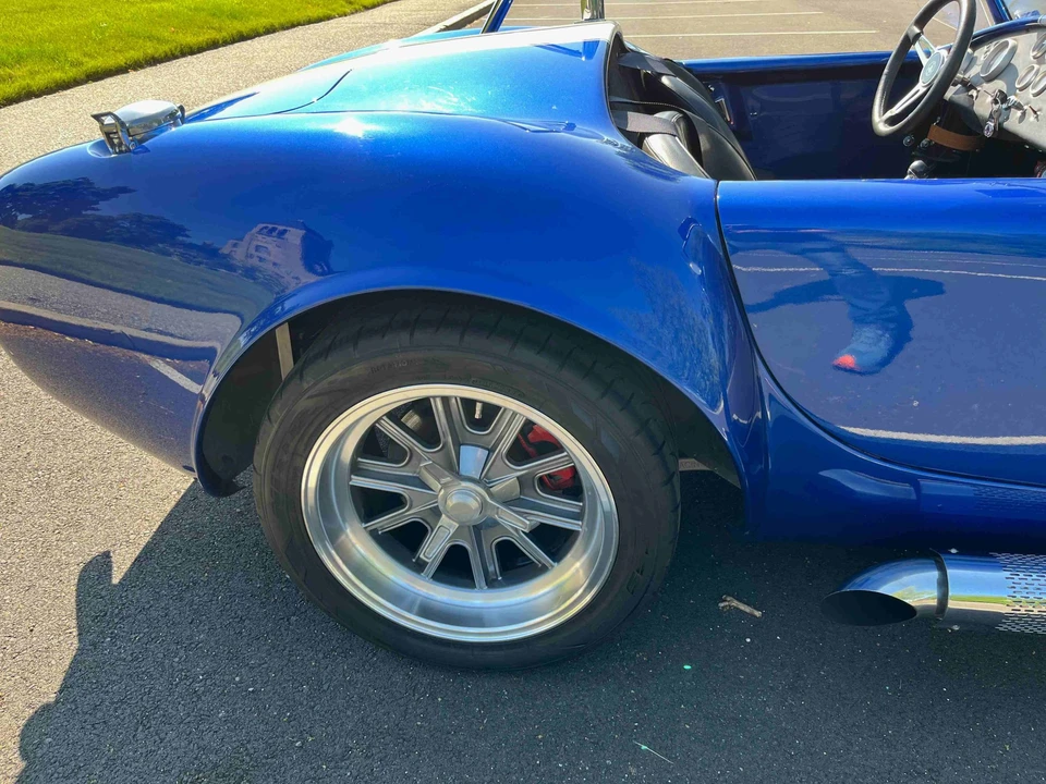 Shelby Cobra Replica - Image 21 of 31