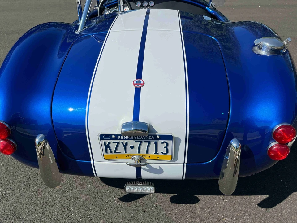 Shelby Cobra Replica - Image 23 of 31