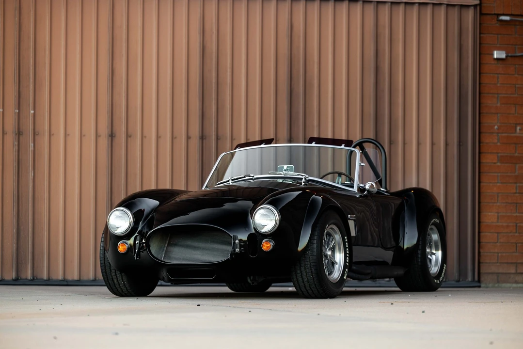 Shelby Cobra Replica - Image 22 of 31