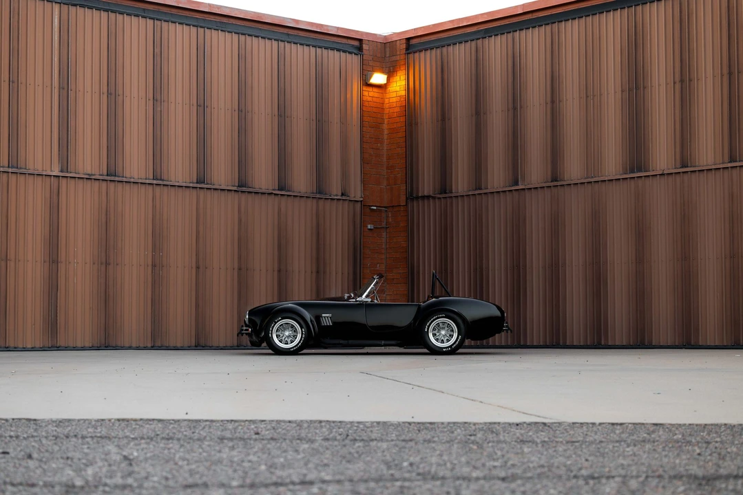 Shelby Cobra Replica - Image 31 of 31