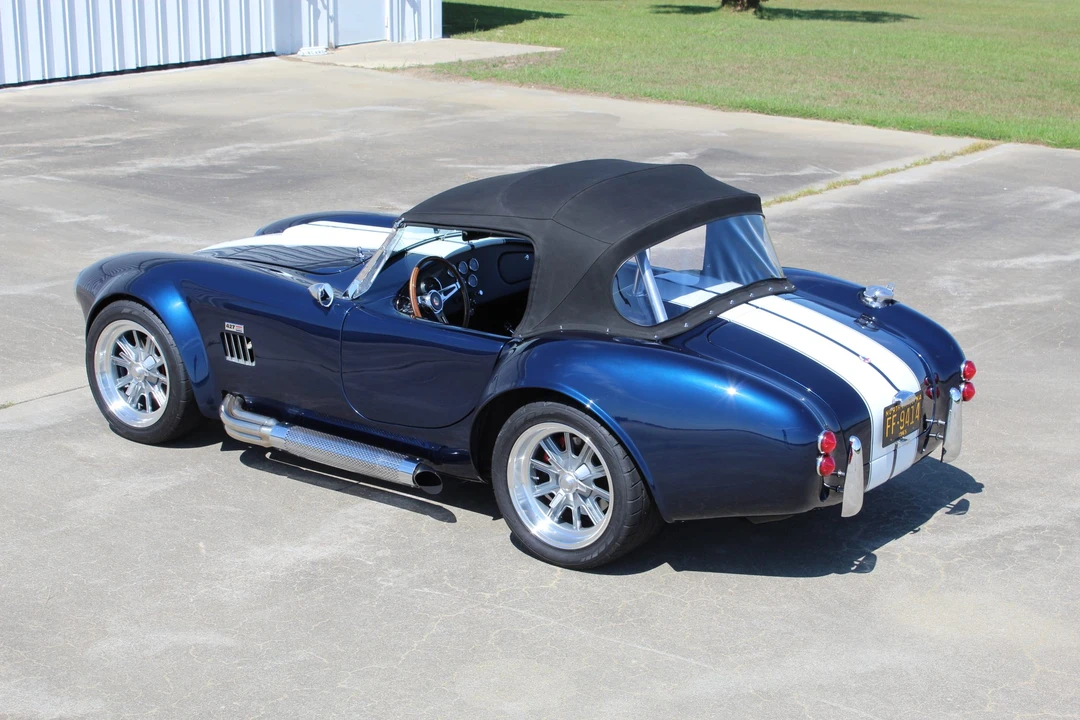 Shelby Cobra Replica - Image 28 of 31
