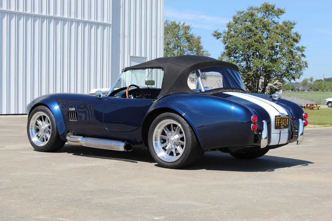 Shelby Cobra Replica - Image 27 of 31