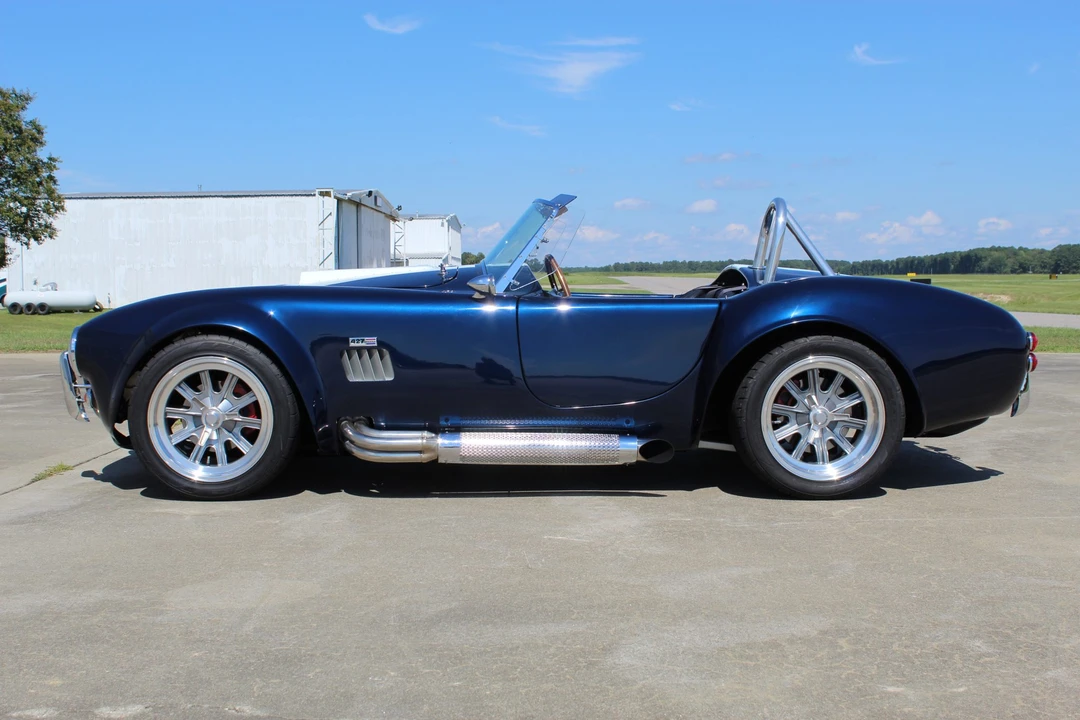 Shelby Cobra Replica - Image 15 of 31