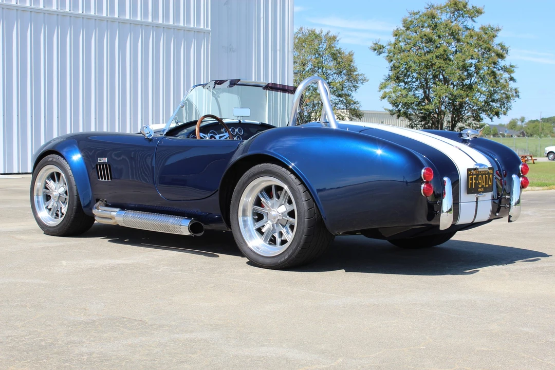 Shelby Cobra Replica - Image 13 of 31