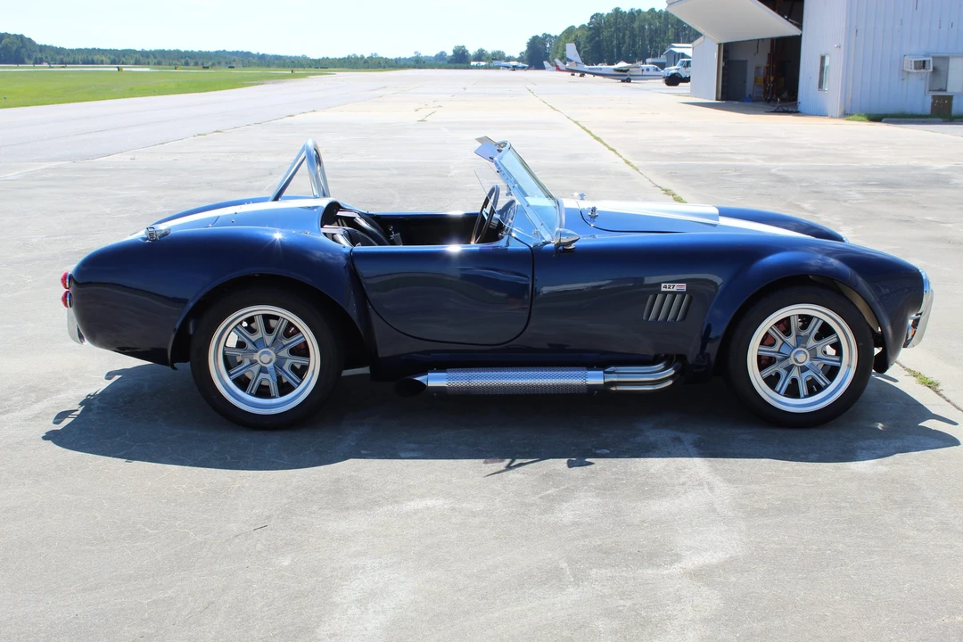 Shelby Cobra Replica - Image 7 of 31