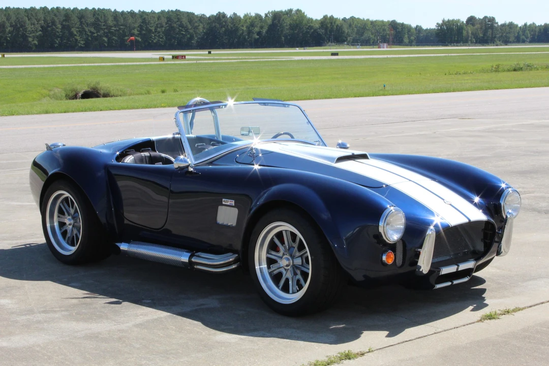 Shelby Cobra Replica - Image 2 of 31
