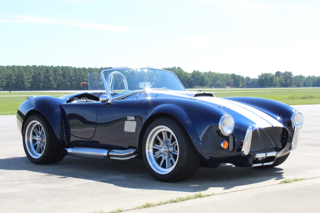 Shelby Cobra Replica - Image 3 of 31