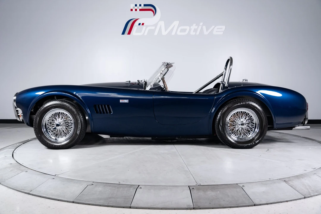 Shelby Cobra Replica - Image 8 of 31