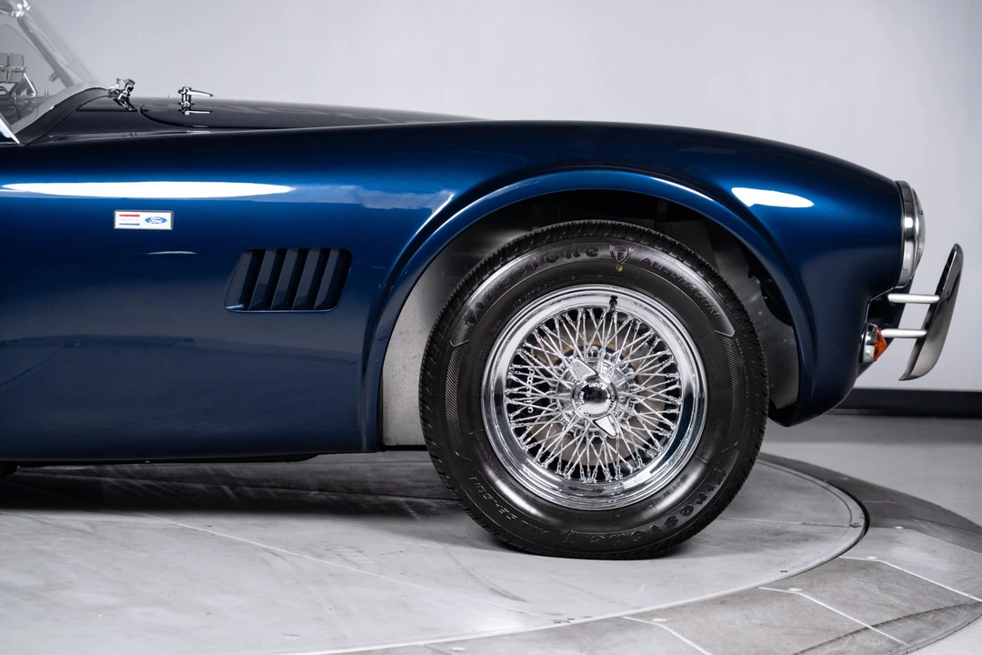 Shelby Cobra Replica - Image 29 of 31