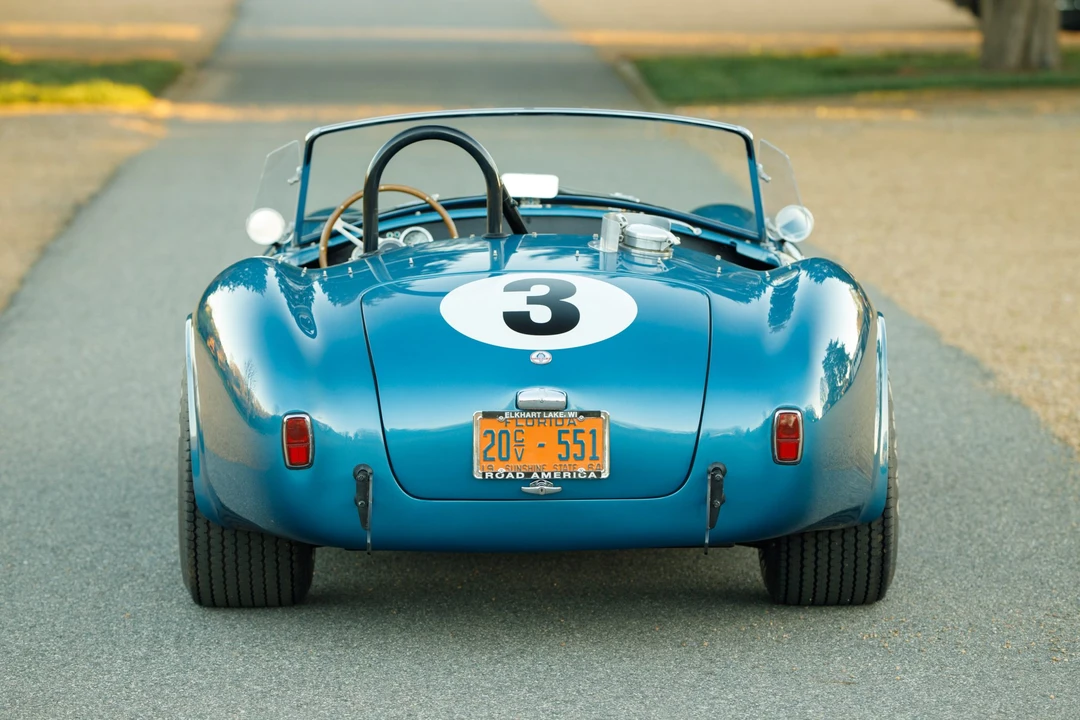 Shelby Cobra Replica - Image 13 of 31