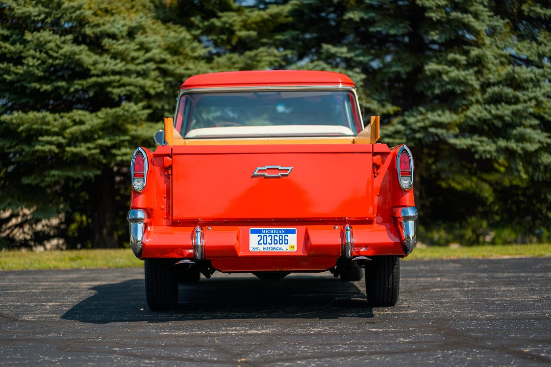 1956 Chevrolet Task Force - Image 8 of 31