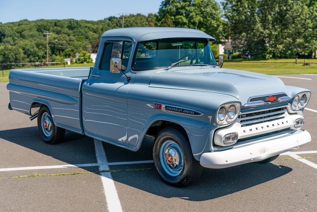 1959 Chevrolet Task Force - Image 6 of 31