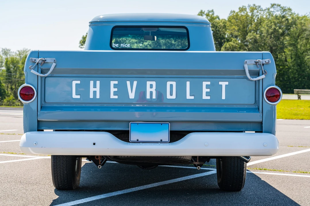 1959 Chevrolet Task Force - Image 5 of 31