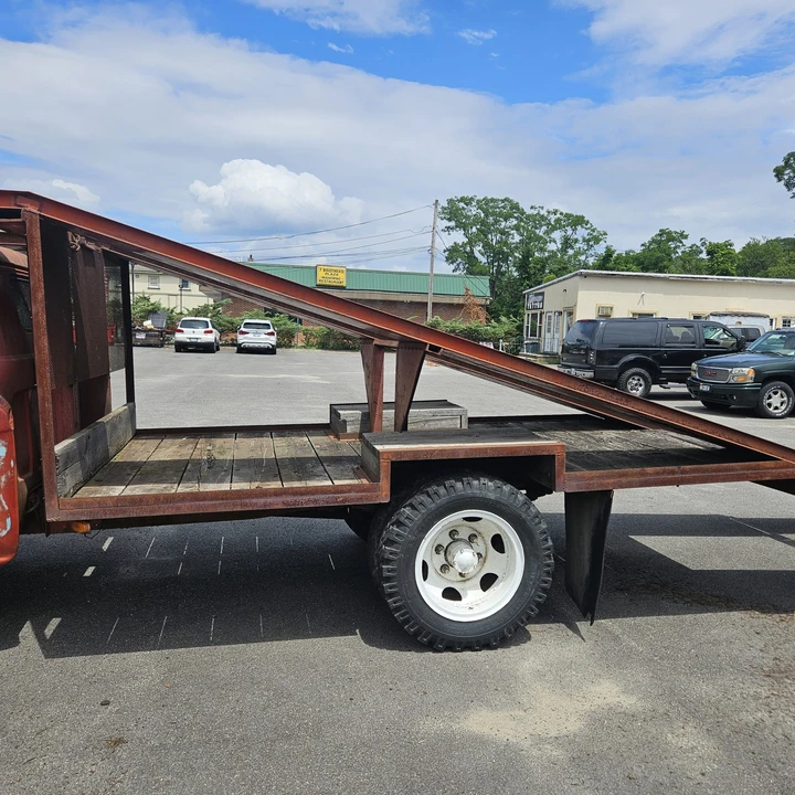 1959 Chevrolet Task Force - Image 23 of 31
