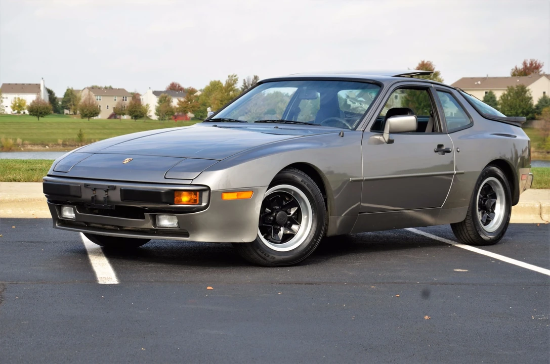 1985 Porsche 944 - Image 21 of 31