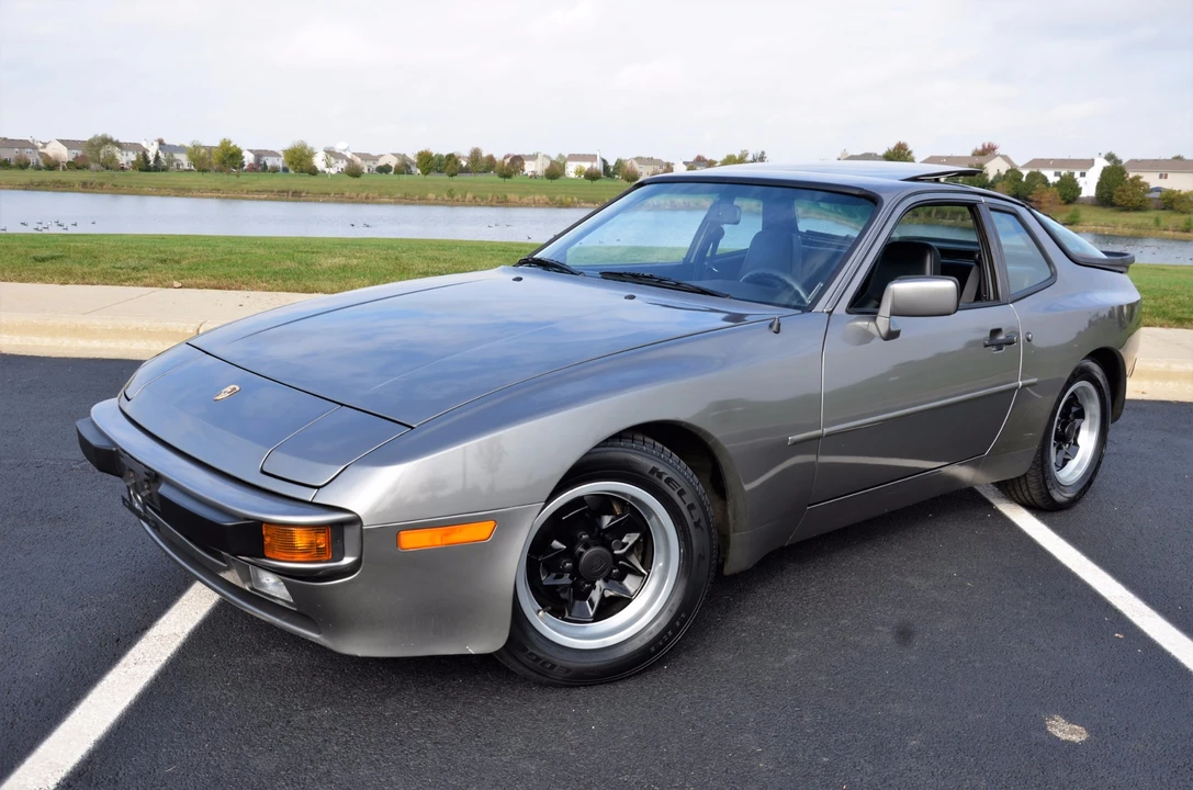 1985 Porsche 944 - Image 22 of 31