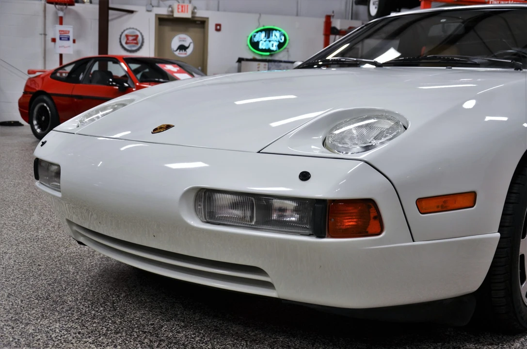 1987 Porsche 928 S4 - Image 27 of 31