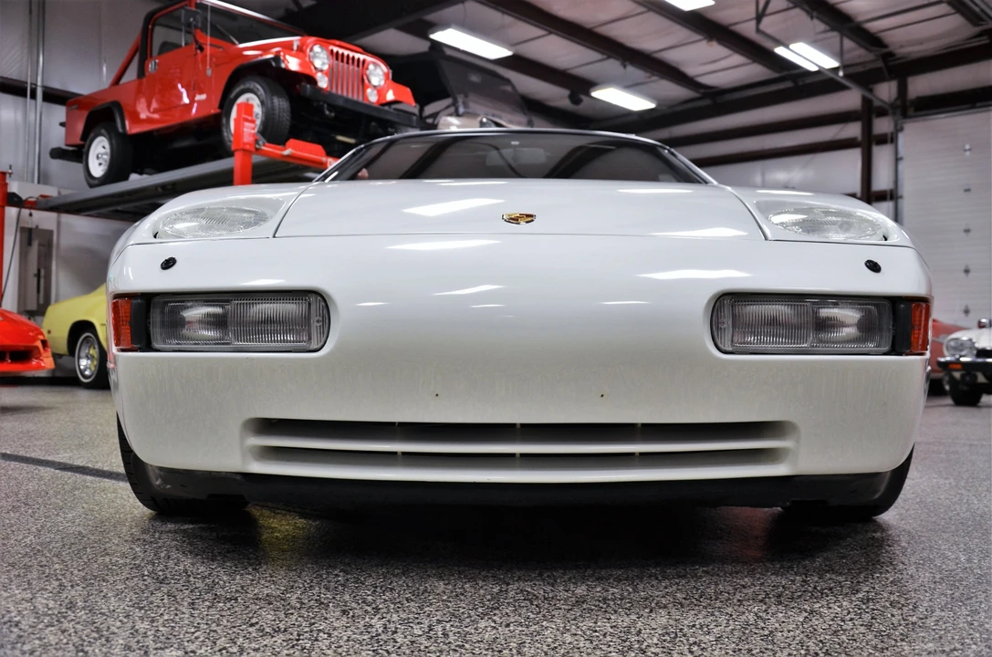 1987 Porsche 928 S4 - Image 26 of 31