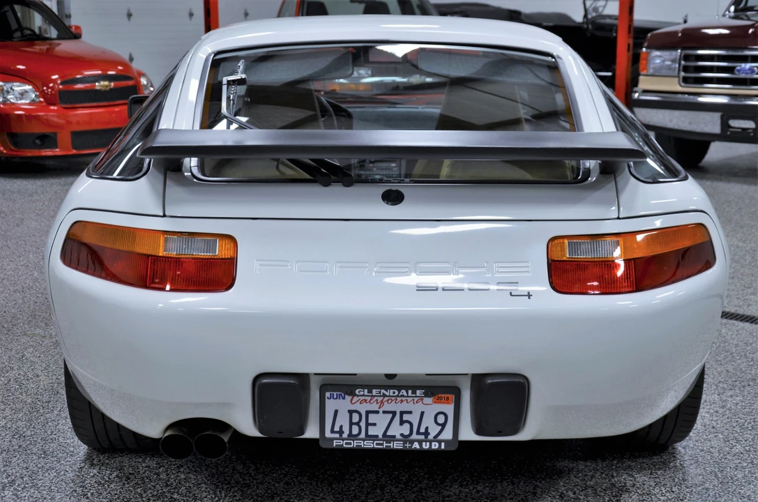 1987 Porsche 928 S4 - Image 21 of 31