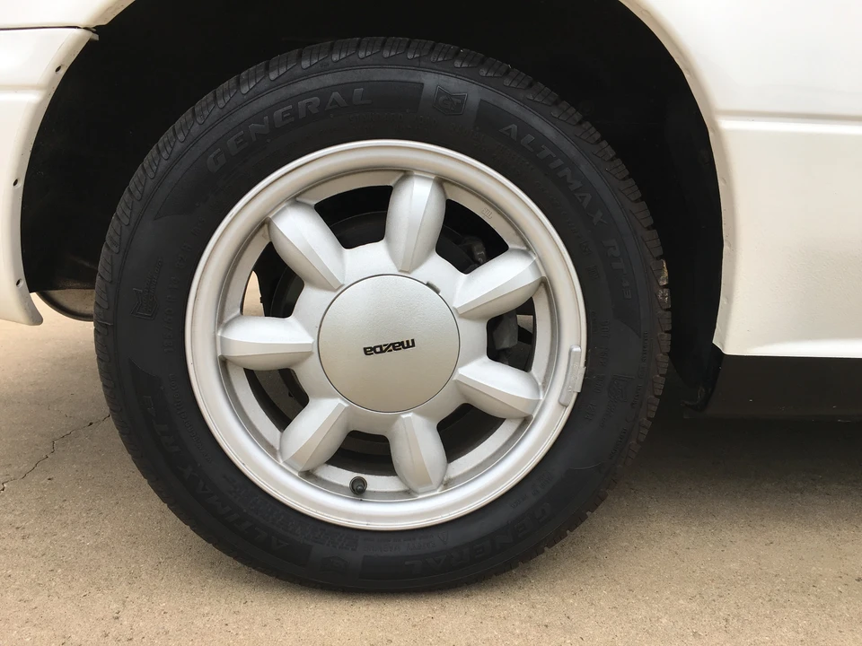 1990 Mazda NA MX-5 Miata - Image 14 of 31