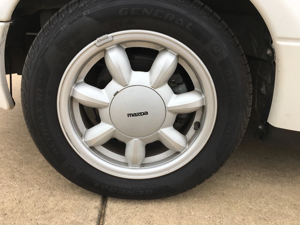 1990 Mazda NA MX-5 Miata - Image 16 of 31
