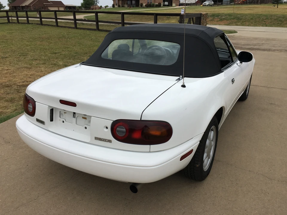 1990 Mazda NA MX-5 Miata - Image 7 of 31