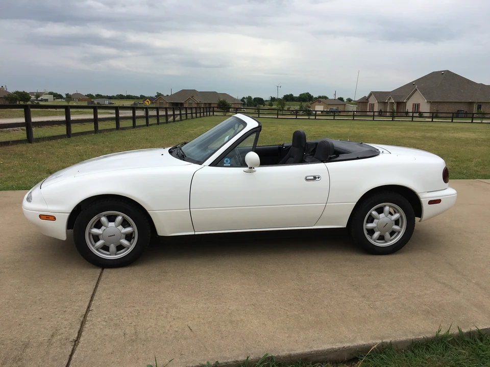 1990 Mazda NA MX-5 Miata - Image 4 of 31
