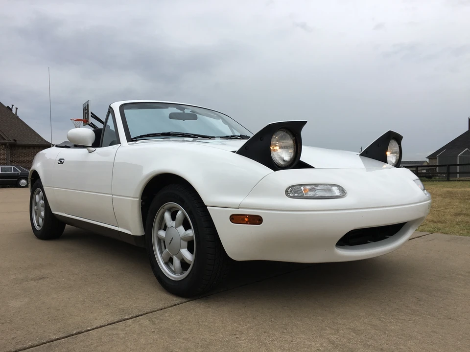 1990 Mazda NA MX-5 Miata - Image 13 of 31