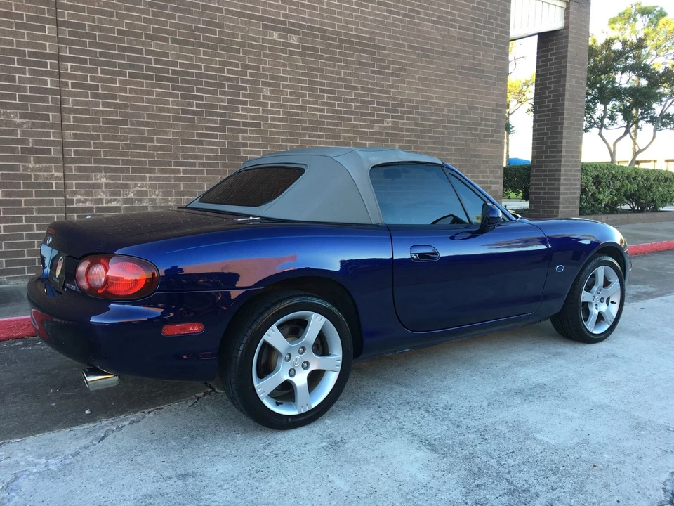2003 Mazda NB MX-5 Miata - Image 3 of 31